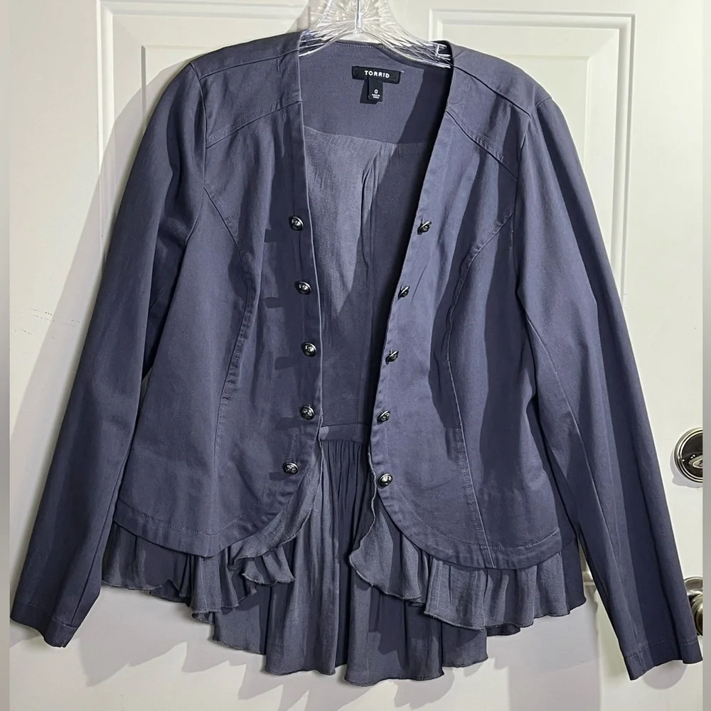 Torrid Ruffle Hem Military Jacket Coat Gray Button Front Size 0 Stretch - Picture 1 of 11